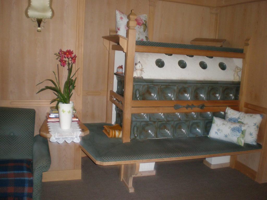 Oberlechnerhof Bed & Breakfast Разун ди Сопра Екстериор снимка